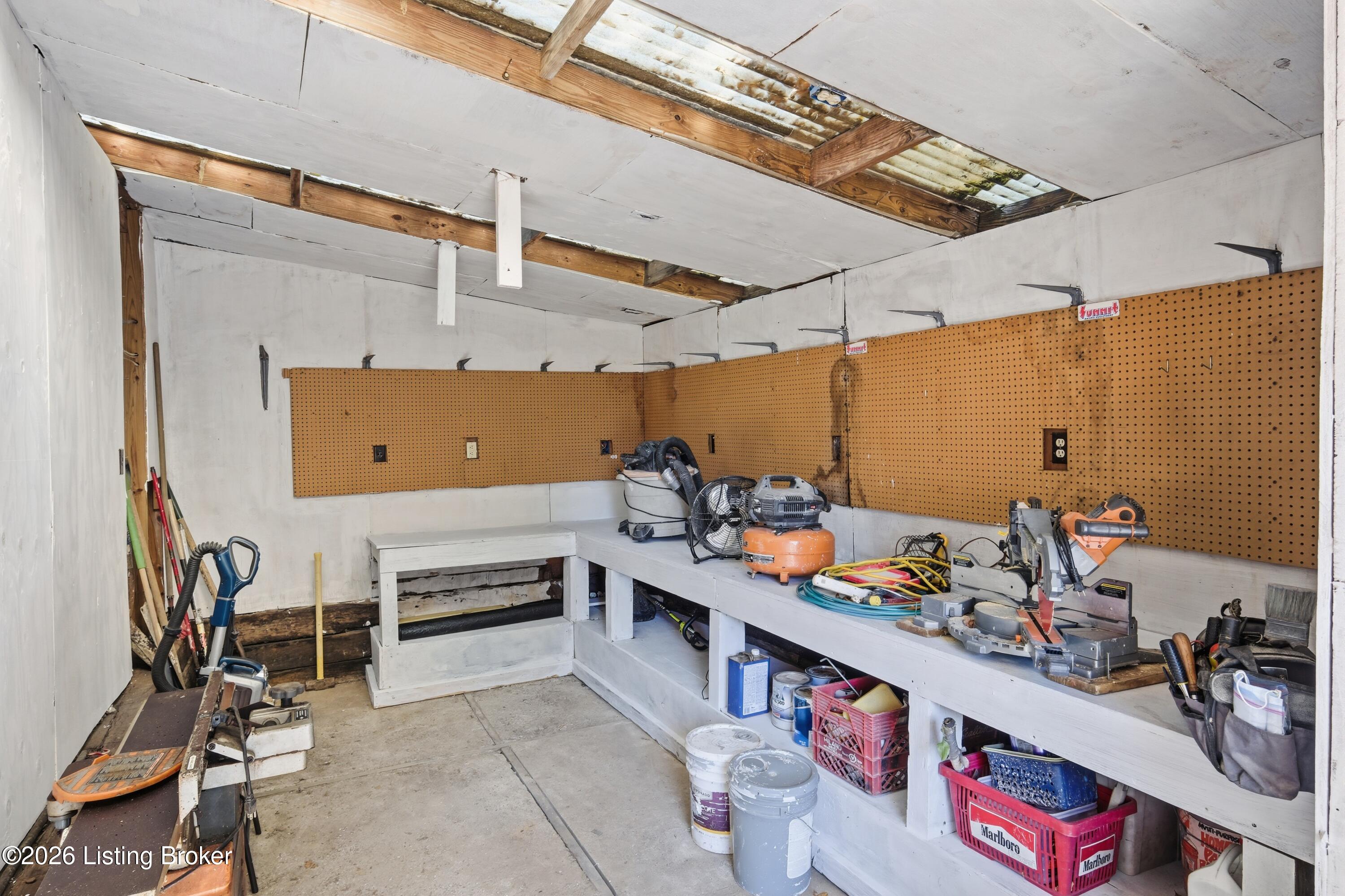 3028 Eastern Ave