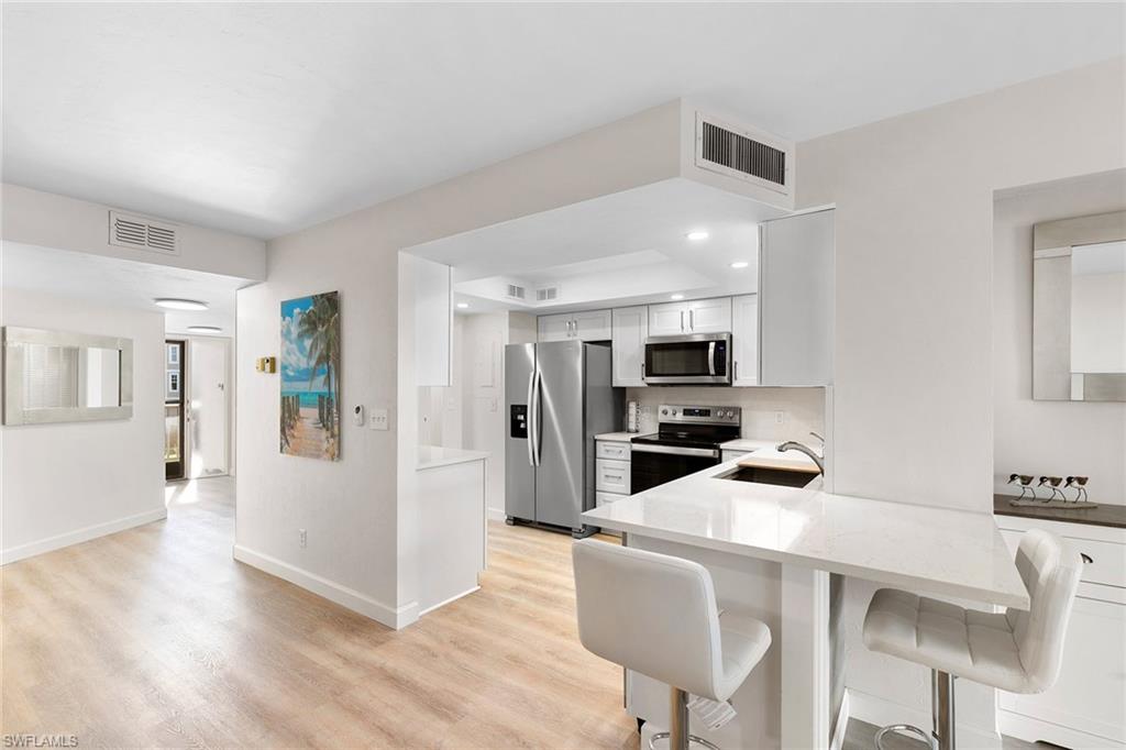 1051 Swallow AVE # 104