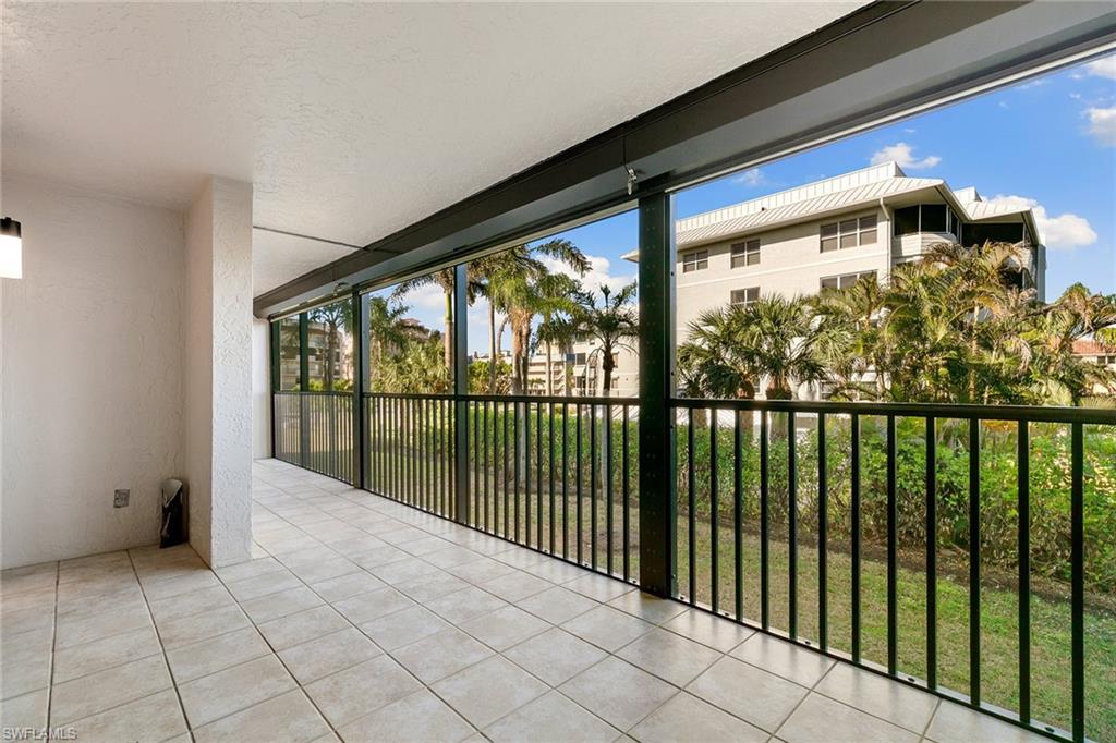 1051 Swallow AVE # 104