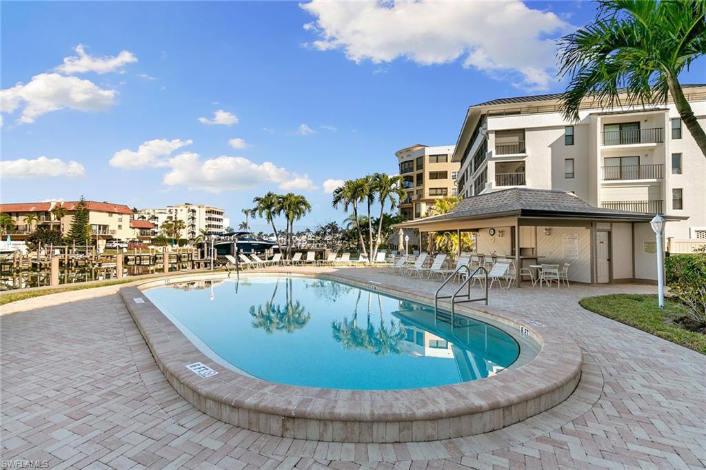 1051 Swallow AVE # 104
