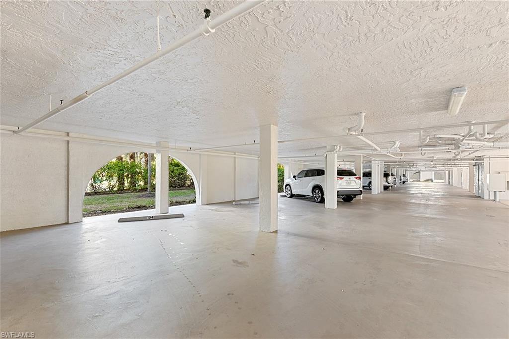 1051 Swallow AVE # 104