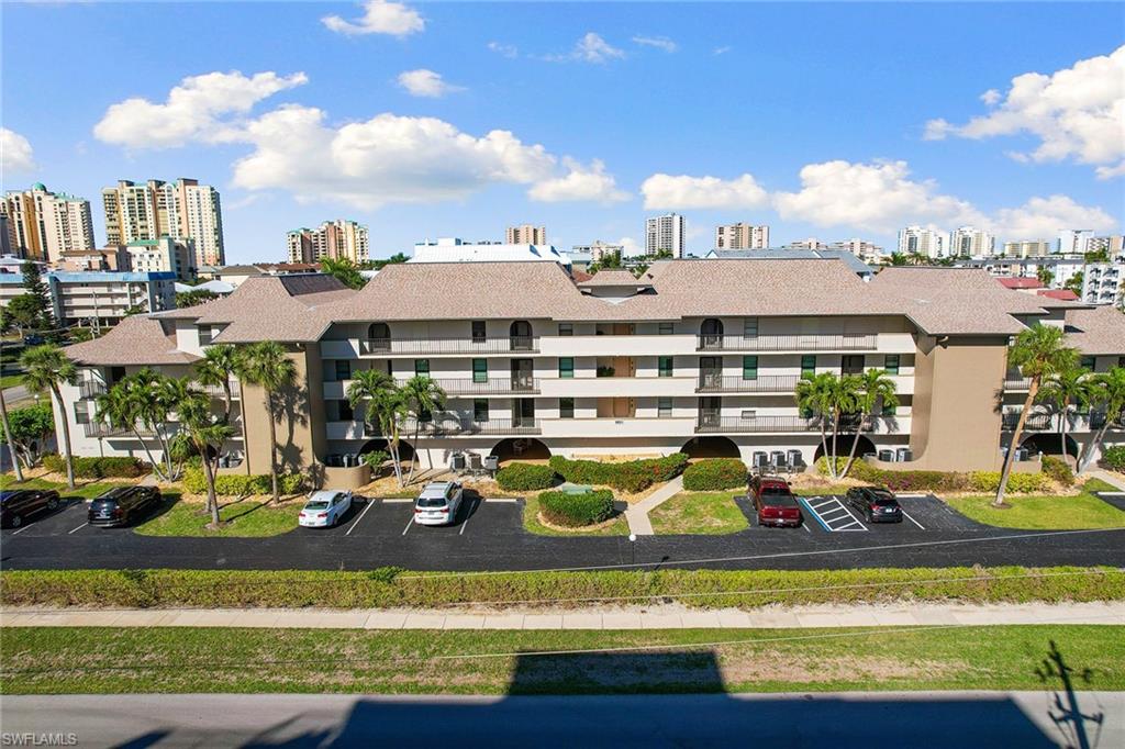 1051 Swallow AVE # 104