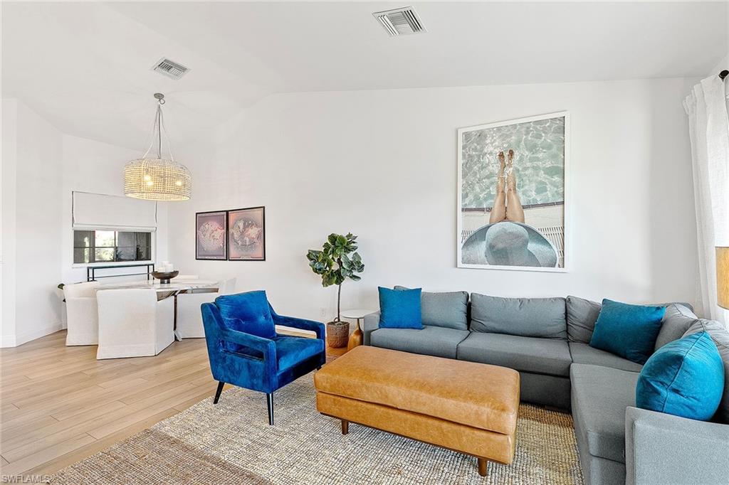 215 Waterside CIR # 202 Unit: 9-202