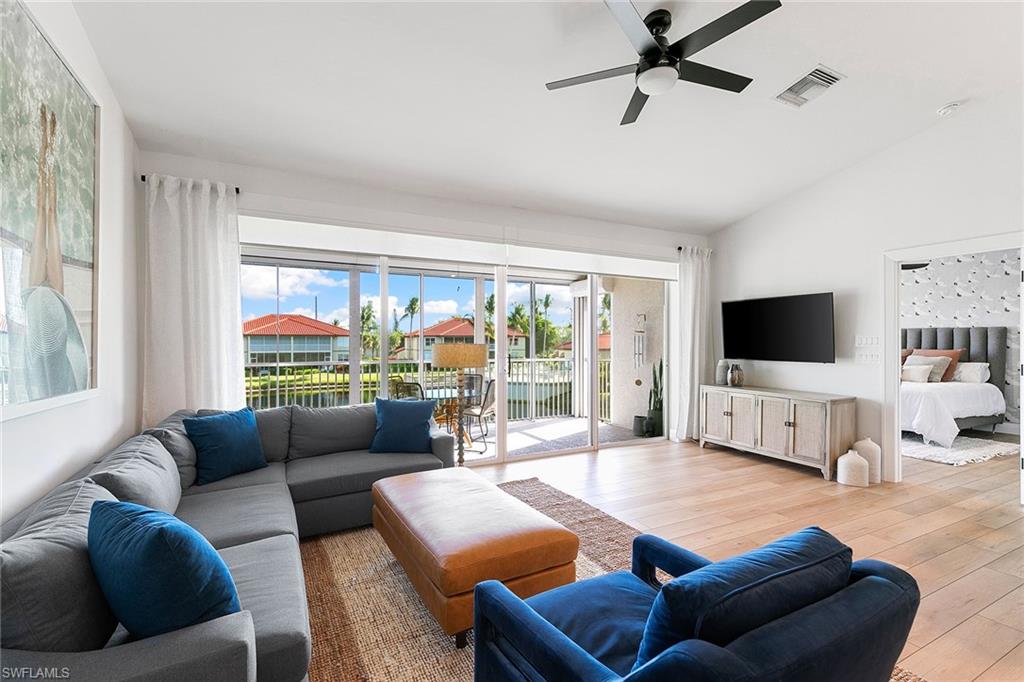 215 Waterside CIR # 202 Unit: 9-202