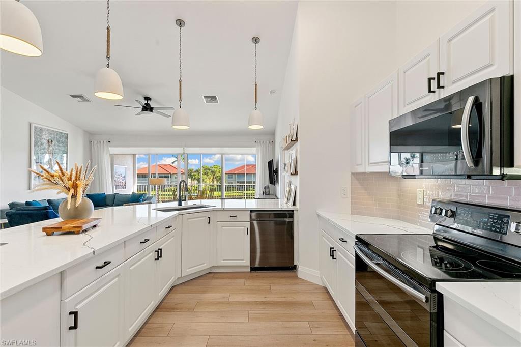 215 Waterside CIR # 202 Unit: 9-202