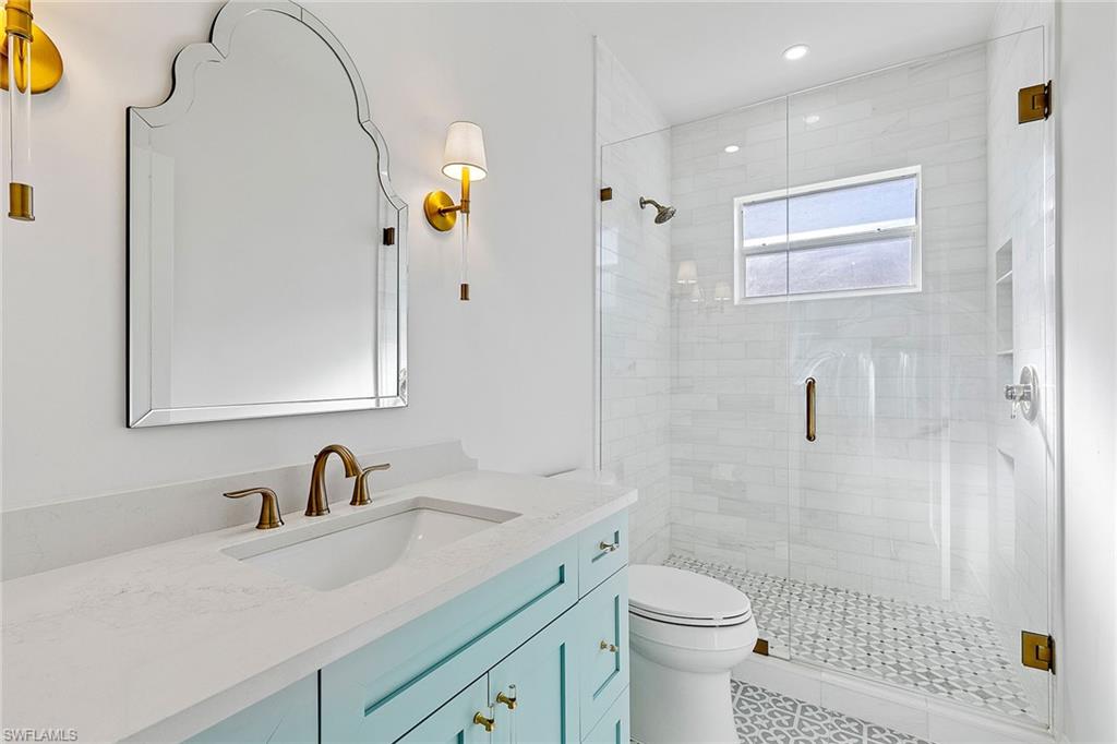 215 Waterside CIR # 202 Unit: 9-202