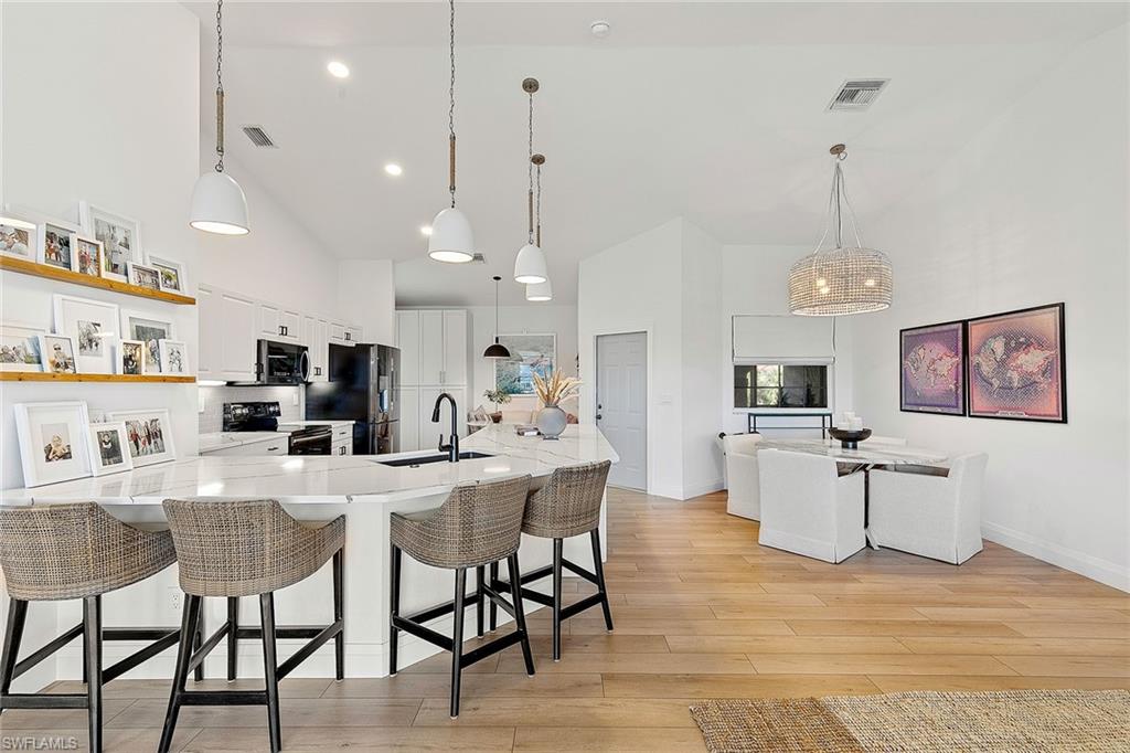 215 Waterside CIR # 202 Unit: 9-202