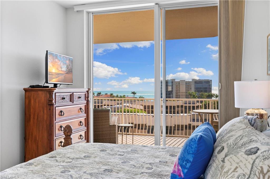 1111 Swallow AVE # 602 Unit: 1-602