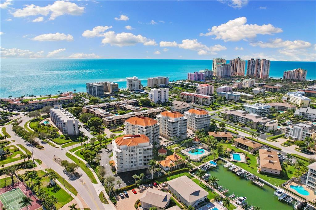 1111 Swallow AVE # 602 Unit: 1-602