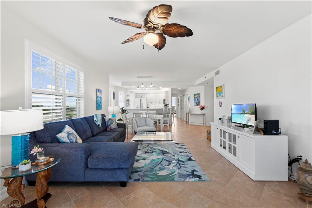 1111 Swallow AVE # 602 Unit: 1-602