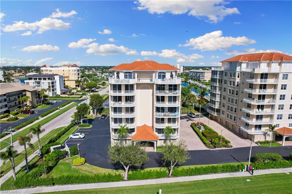 1111 Swallow AVE # 602 Unit: 1-602