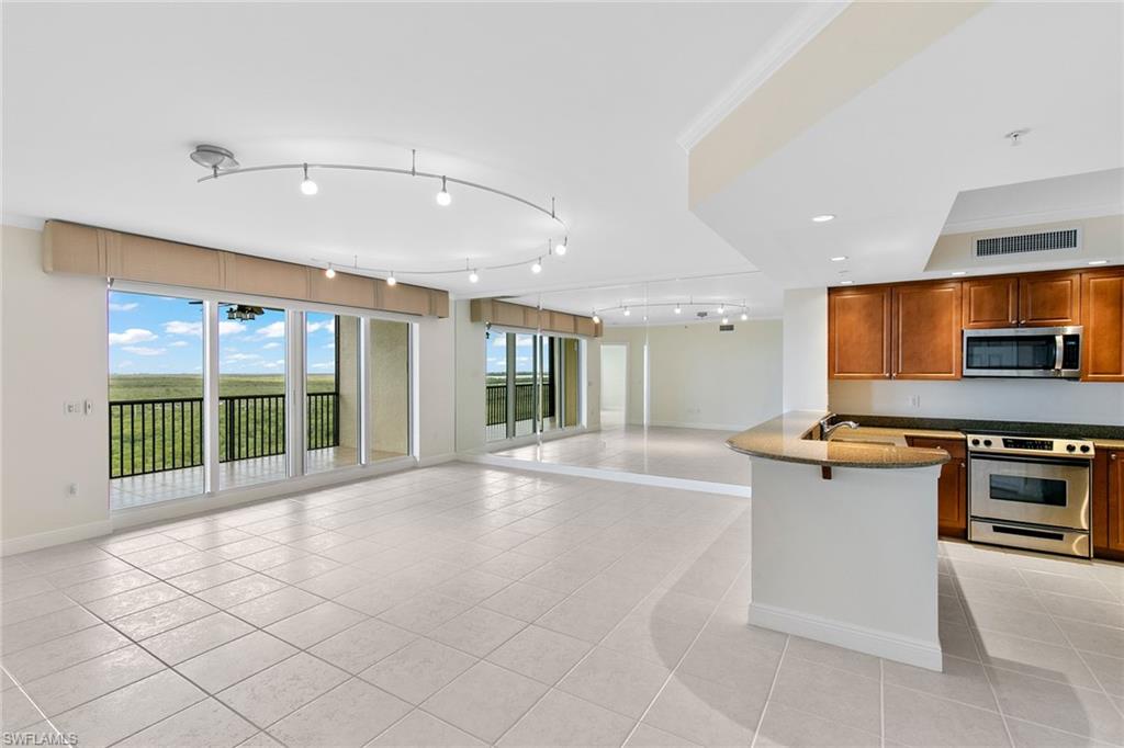 1065 Borghese LN # 903