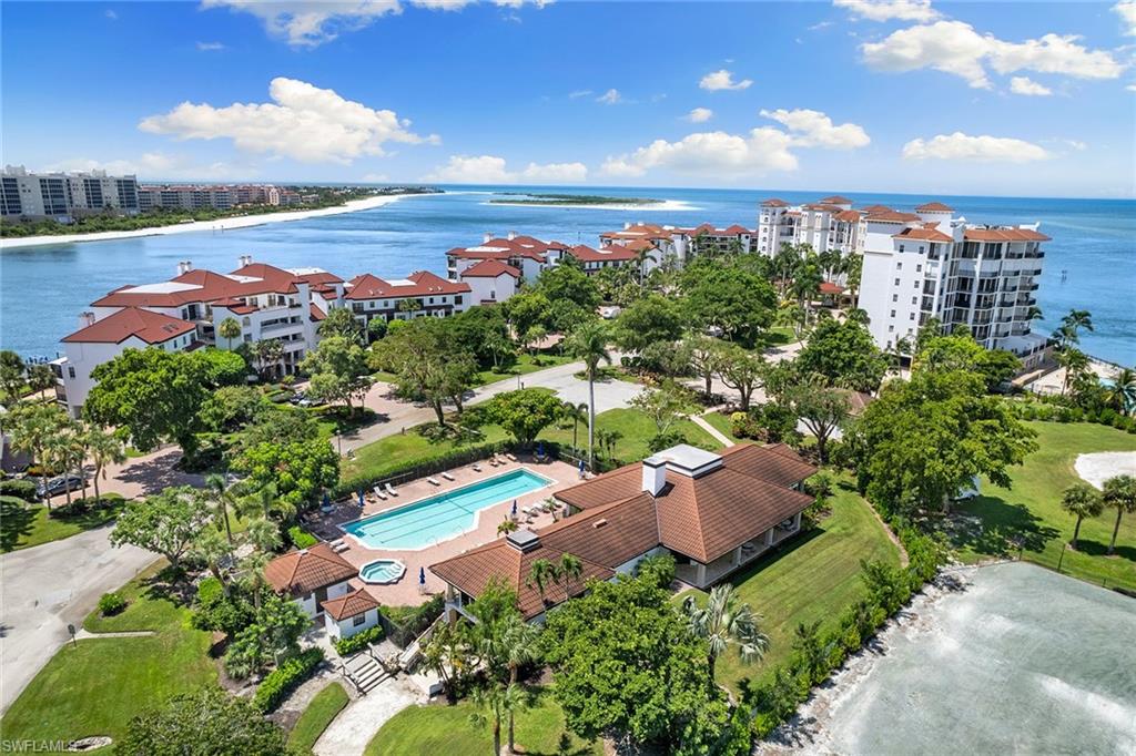 221 La Peninsula BLVD # 221