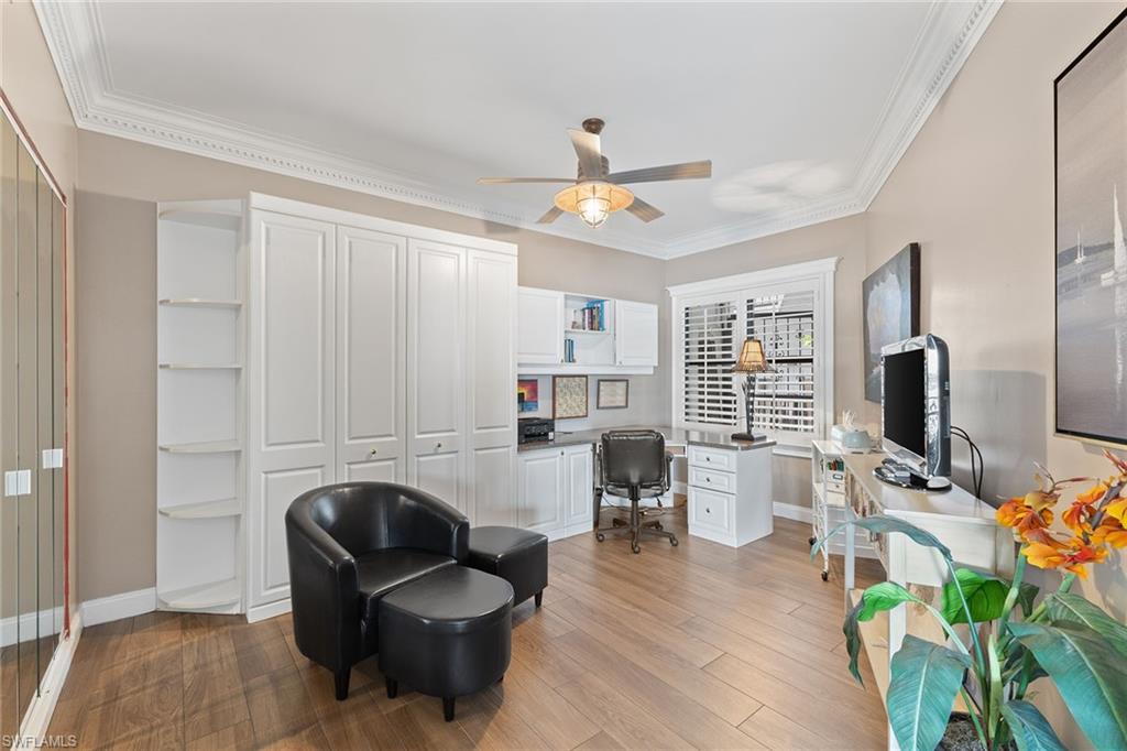 221 La Peninsula BLVD # 221