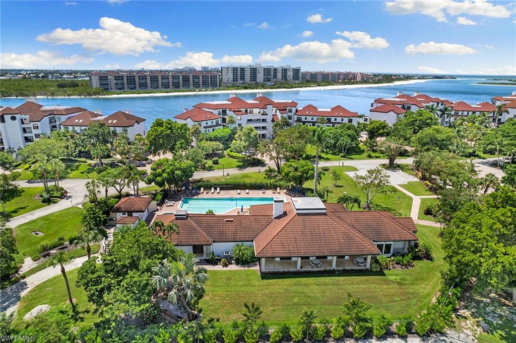 221 La Peninsula BLVD # 221