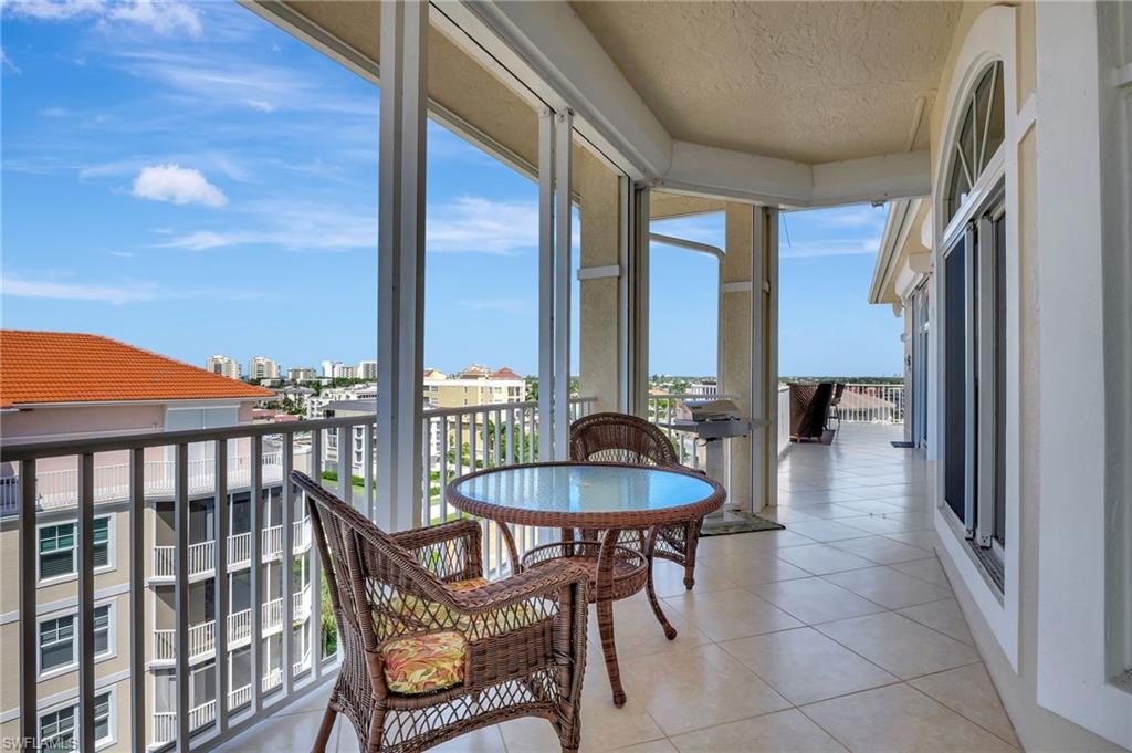 1121 Swallow AVE Unit: PH1
