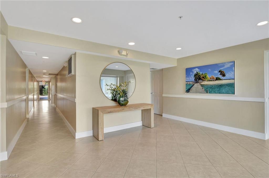 1121 Swallow AVE Unit: PH1