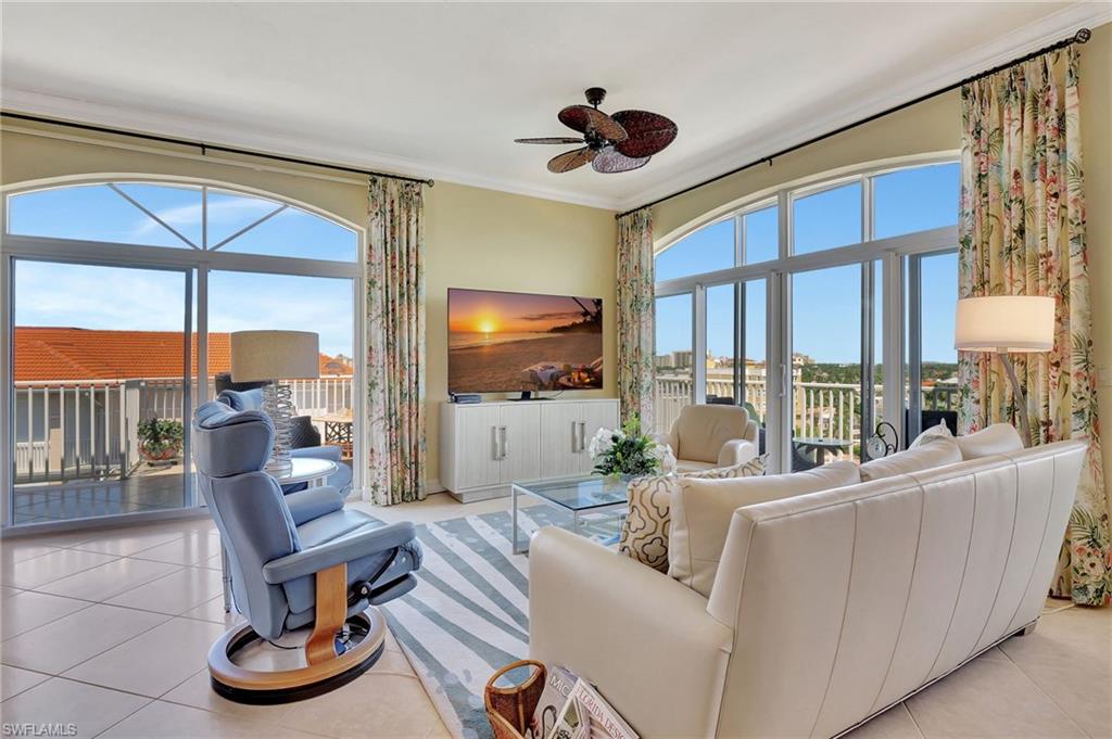1121 Swallow AVE Unit: PH1