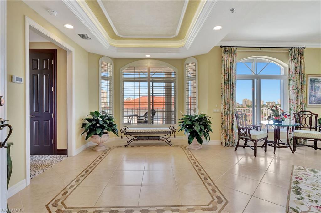 1121 Swallow AVE Unit: PH1