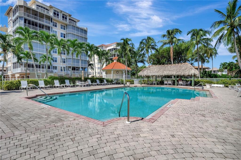 1121 Swallow AVE Unit: PH1