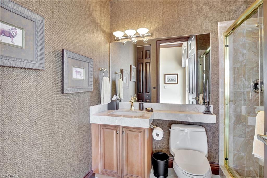 1121 Swallow AVE Unit: PH1