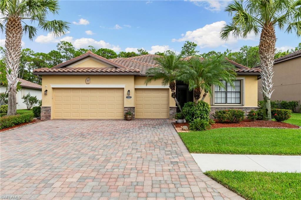 3915 Treasure Cove CIR