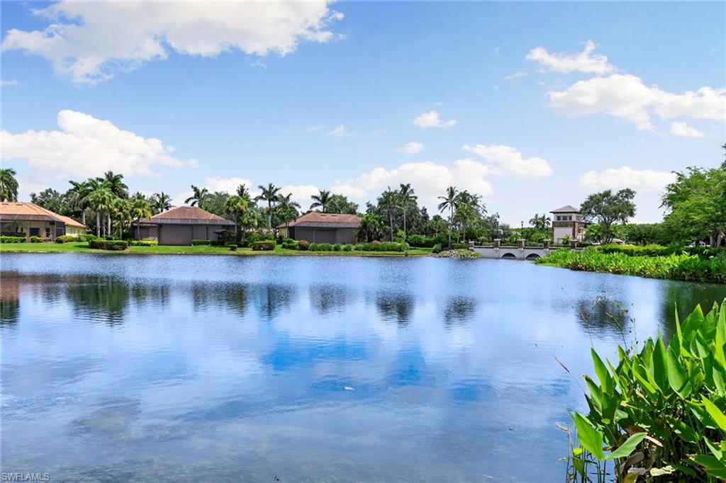 8085 Players Cove DR # 201
