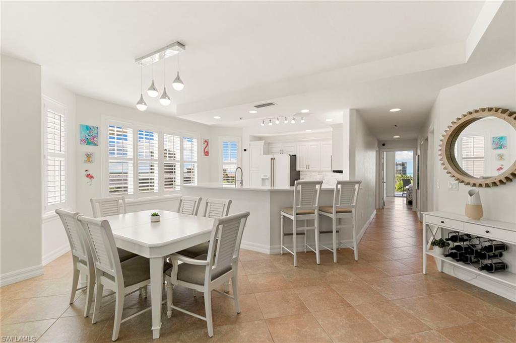 1111 Swallow AVE # 602 Unit: 1-602