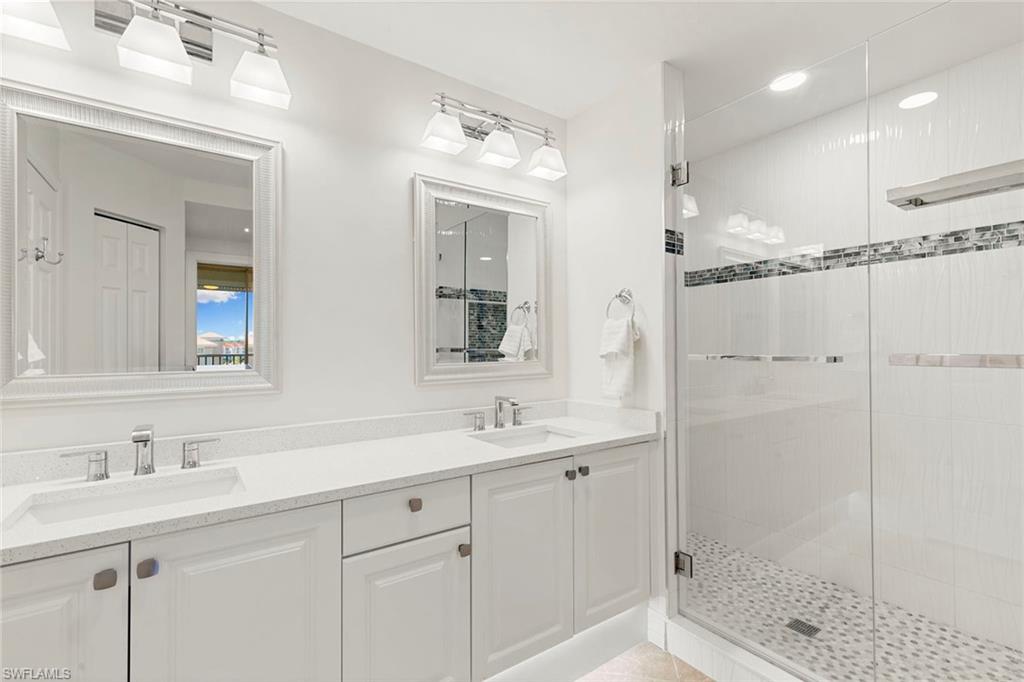 1111 Swallow AVE # 602 Unit: 1-602