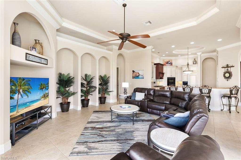 1590 Caxambas CT