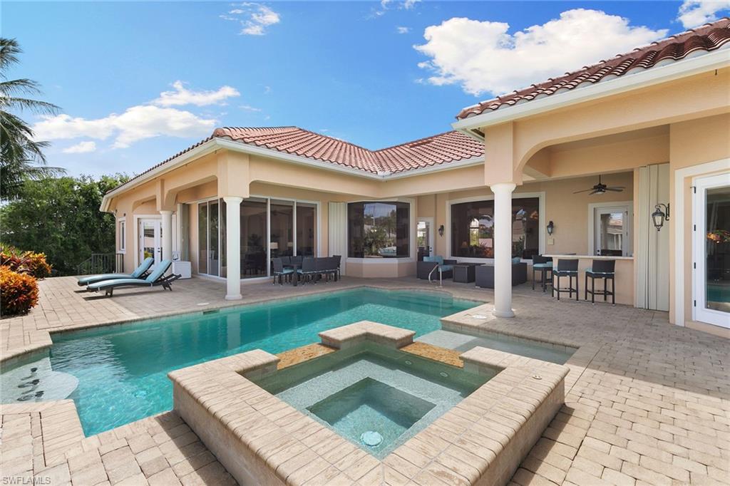 1590 Caxambas CT