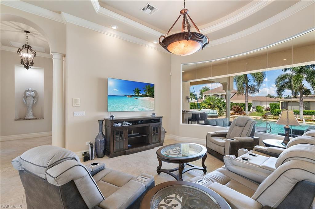 1590 Caxambas CT