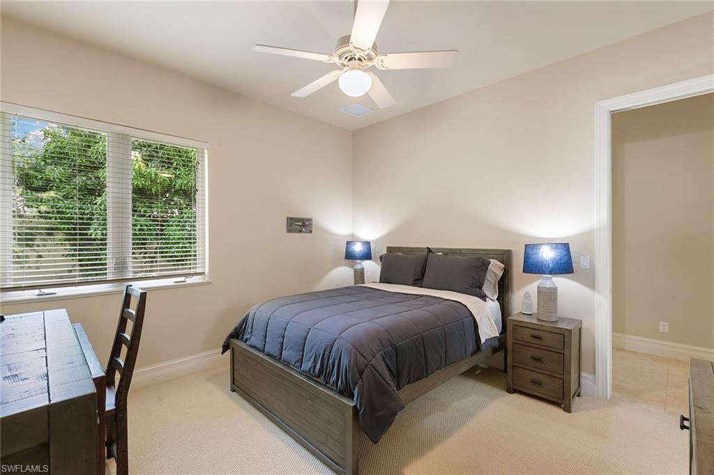 1590 Caxambas CT