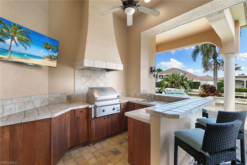 1590 Caxambas CT
