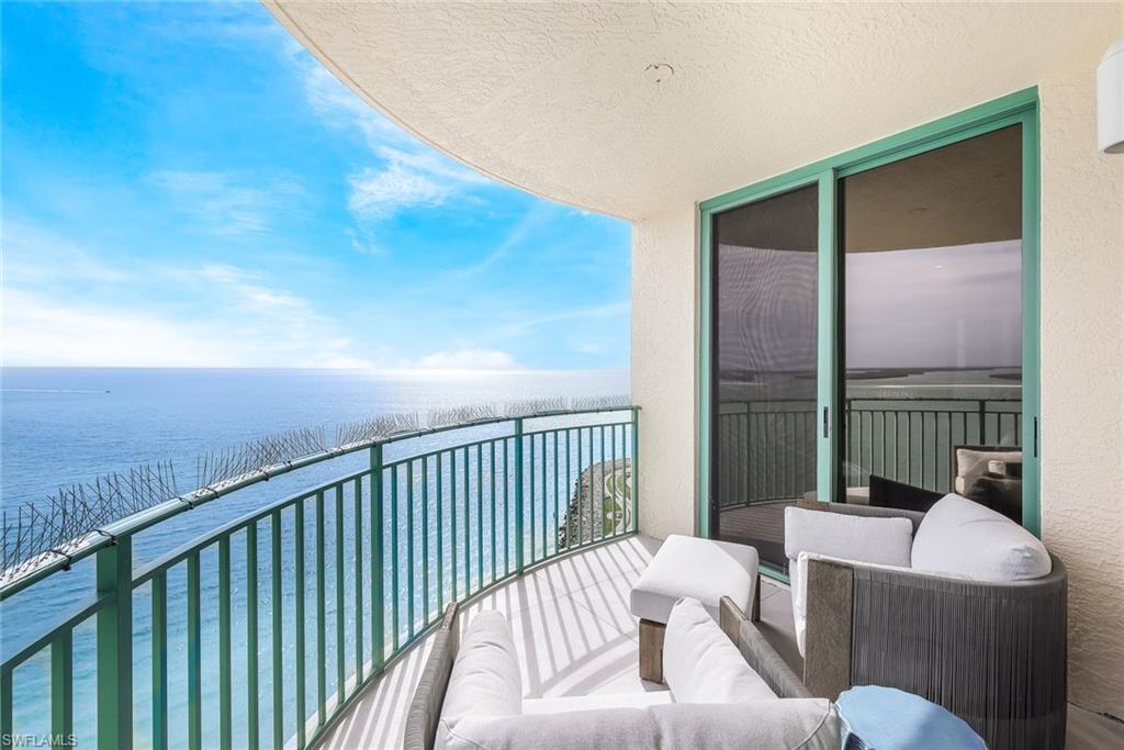 980 Cape Marco DR 1304