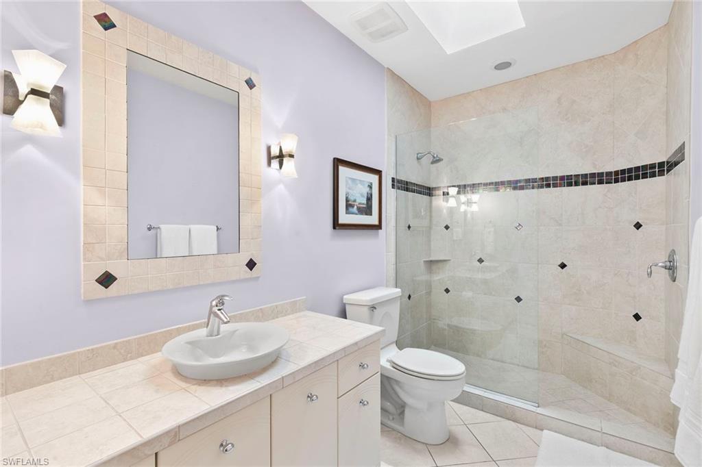 800 Arcadia CT