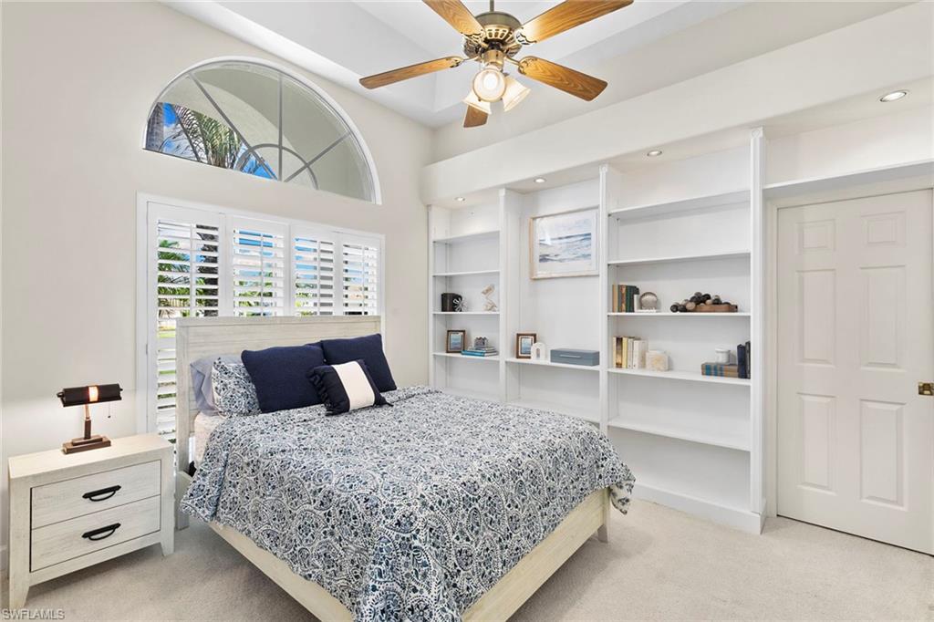 800 Arcadia CT