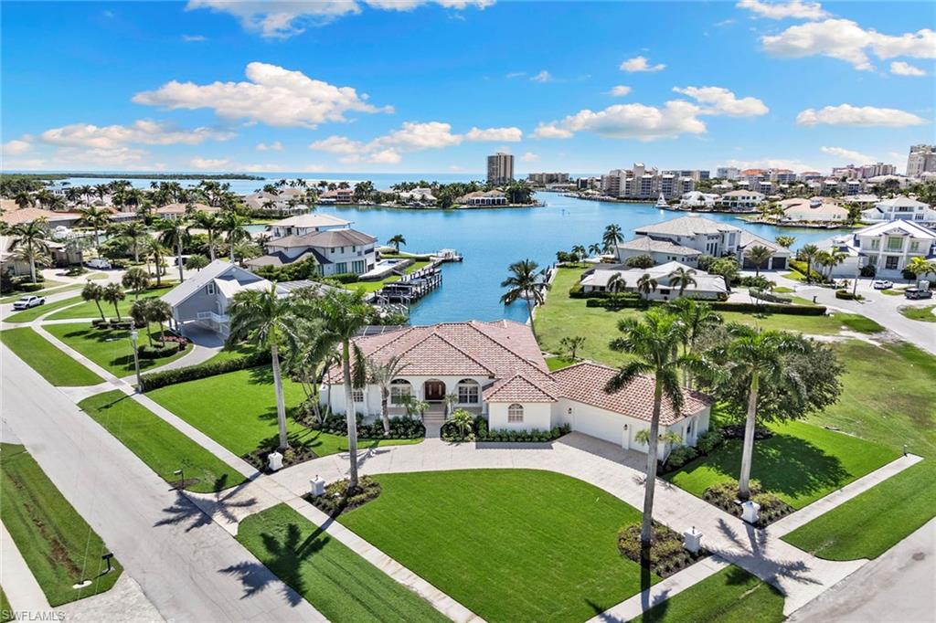 800 Arcadia CT