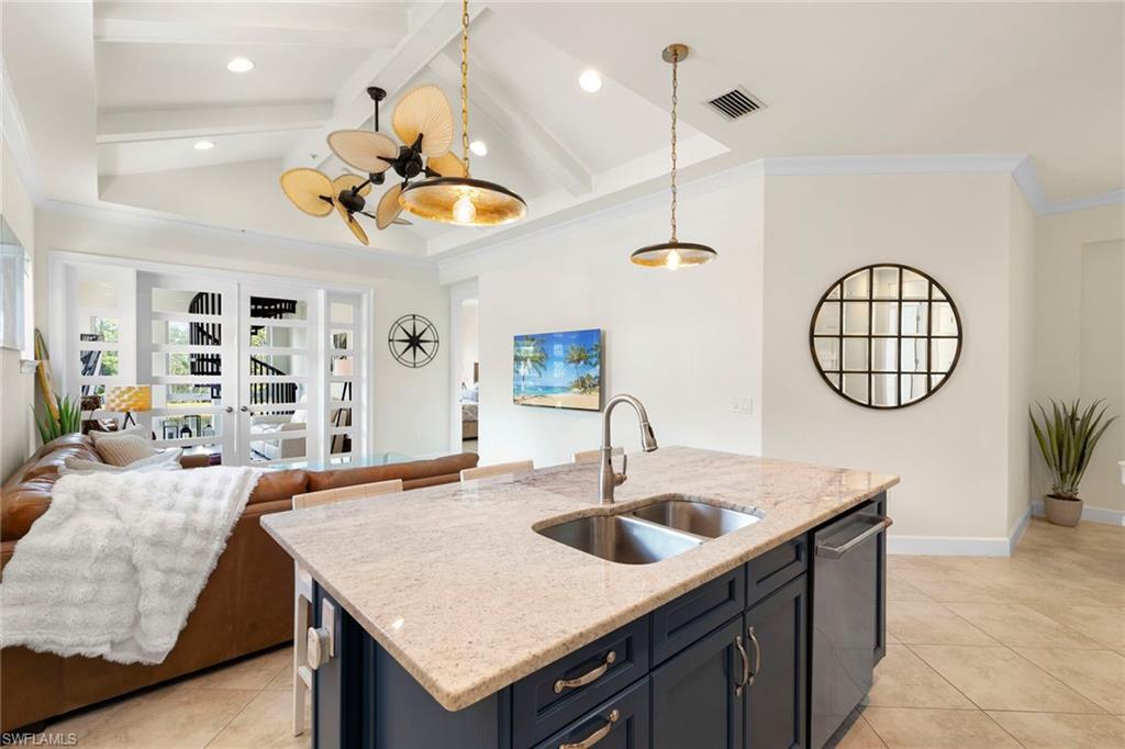 6565 Dominica DR # 201