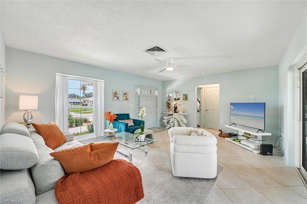 1170 Martinique CT