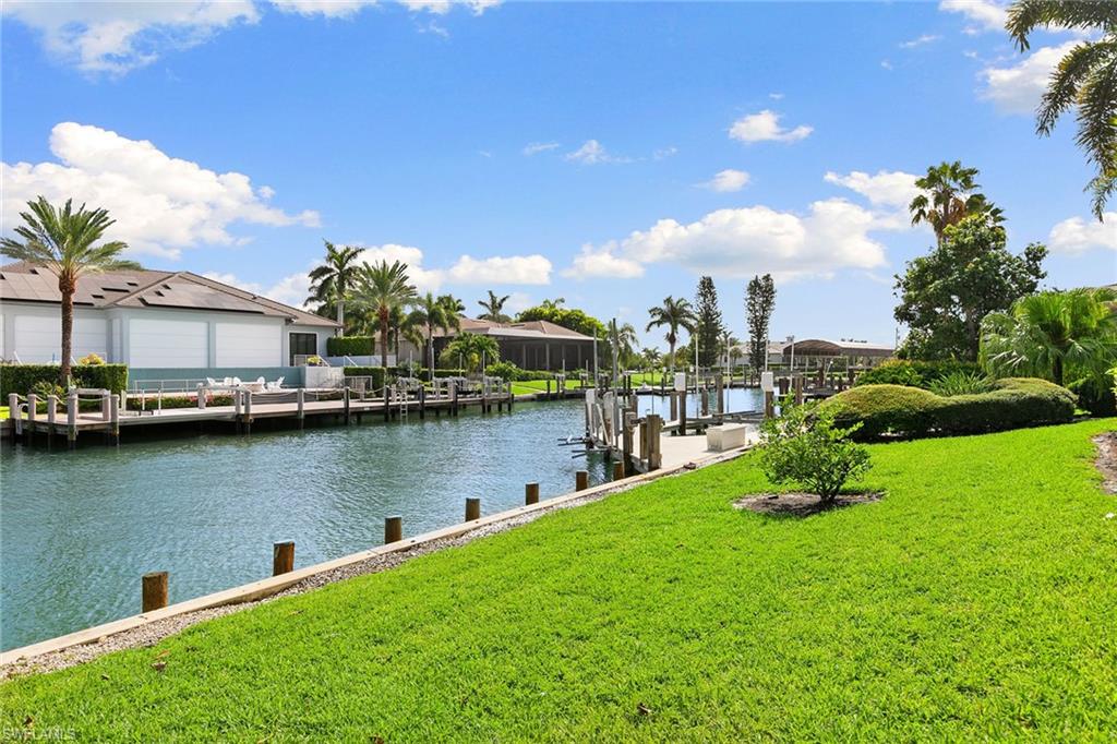 1578 Heights CT