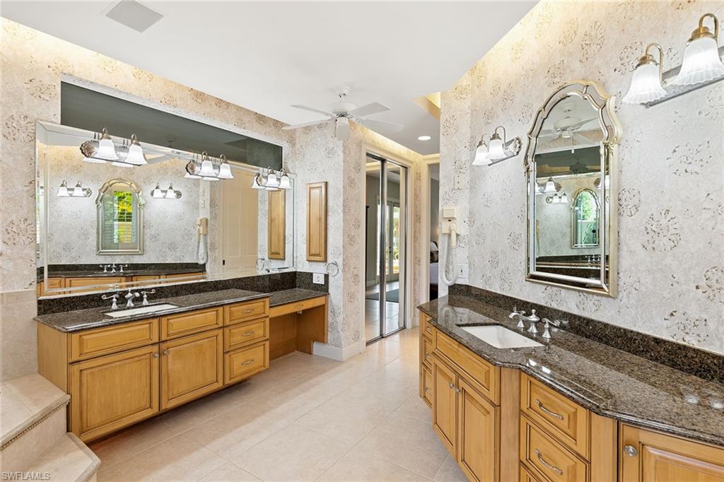 1578 Heights CT