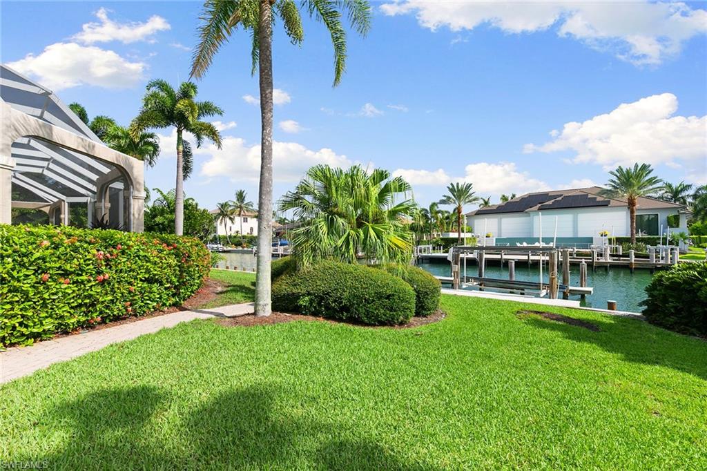 1578 Heights CT
