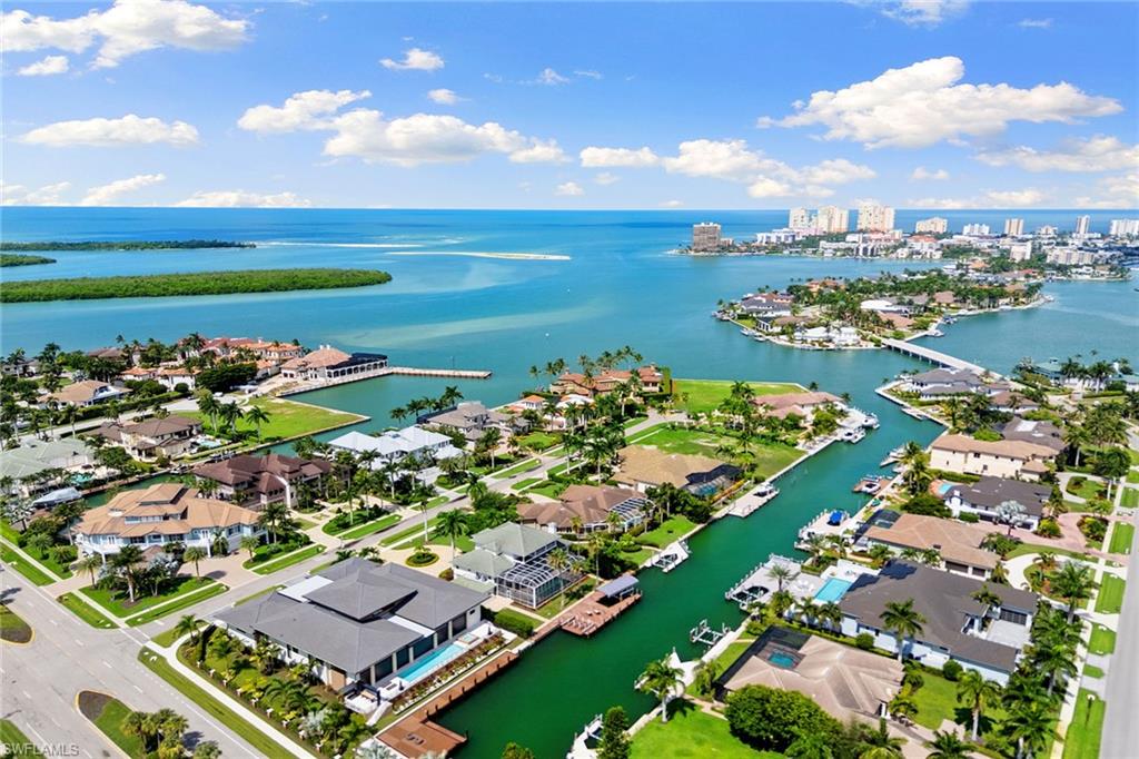 1578 Heights CT
