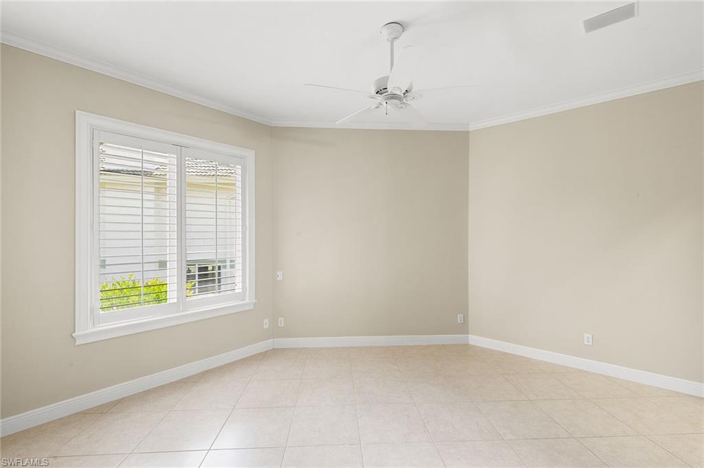 1578 Heights CT
