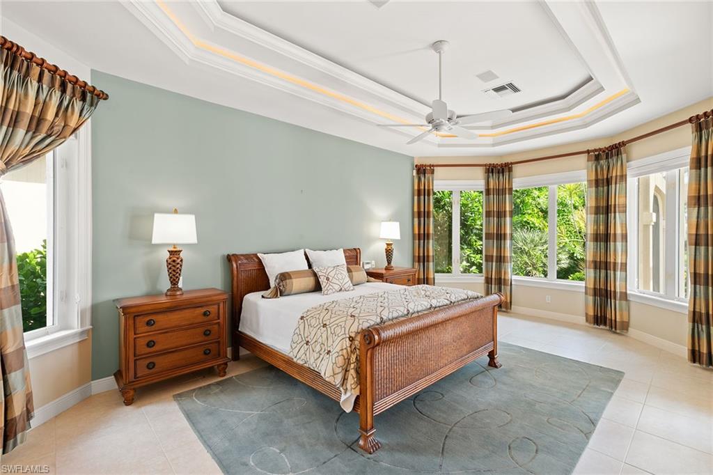 1578 Heights CT