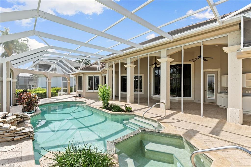 1578 Heights CT