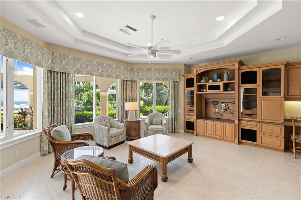 1578 Heights CT