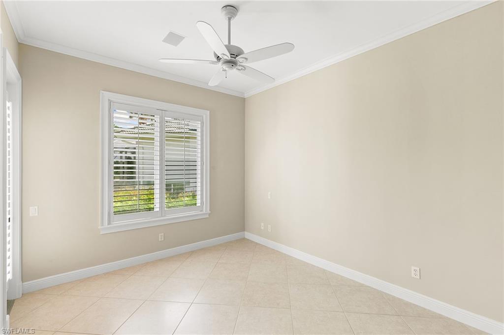 1578 Heights CT