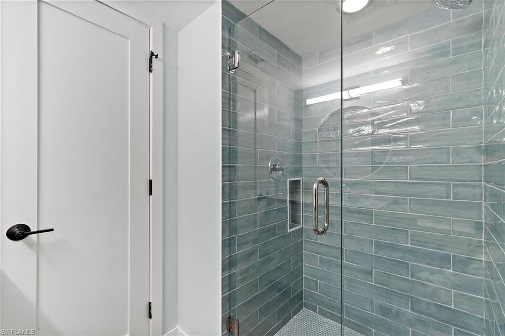1215 Edington PL J3